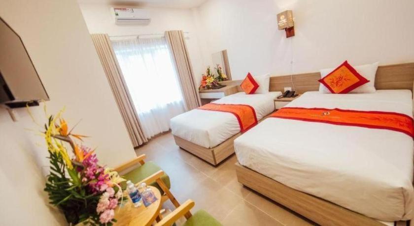 Green Hotel Дананг Екстер'єр фото