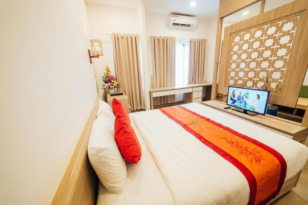 Green Hotel Дананг Екстер'єр фото