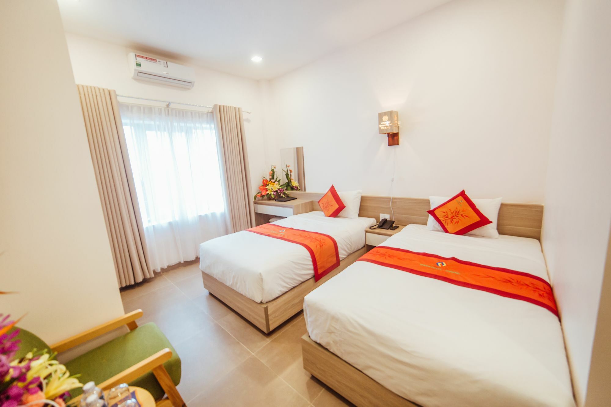 Green Hotel Дананг Екстер'єр фото